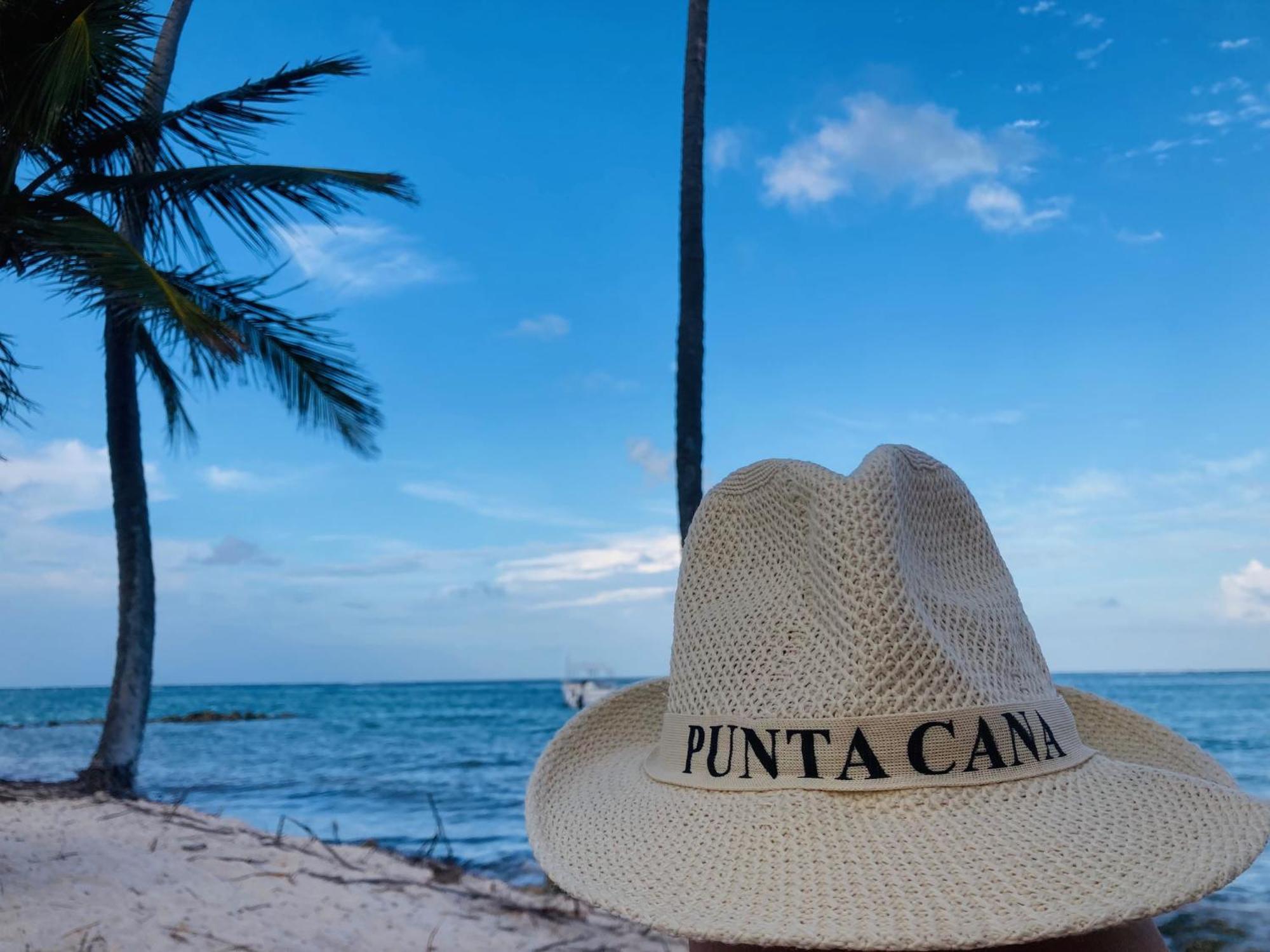 Independiente Con Piscina En Villa Punta Cana